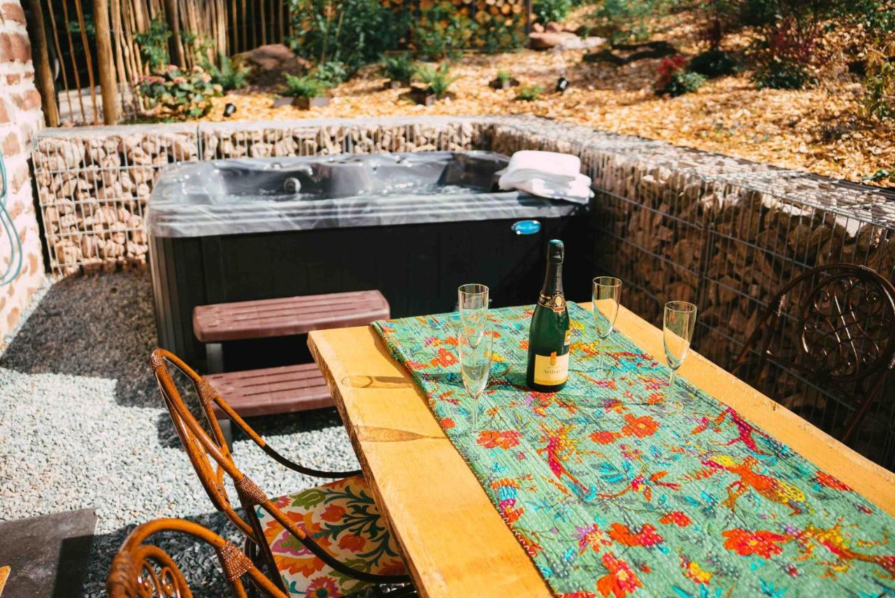 Le Grand Petit Prince - Domaine De Charme - Jacuzzis Privatifs غيبووييه المظهر الخارجي الصورة